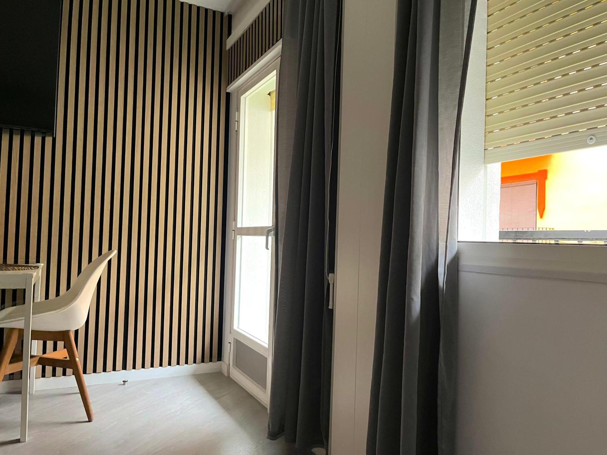 Apartment Small